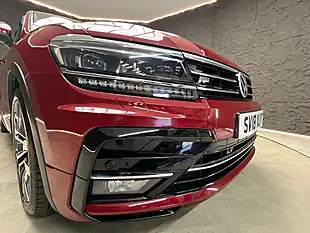 Used 2018 Volkswagen Tiguan R-Line Ruby Red - Interior and Exterior details 18