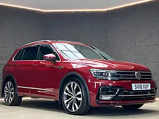 Used 2018 Volkswagen Tiguan R-Line Ruby Red - Interior and Exterior details 8