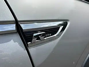 Used 2018 Volkswagen Tiguan R-Line Silver - Interior and Exterior details 15