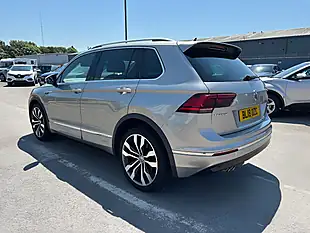 Used 2018 Volkswagen Tiguan R-Line Silver - Interior and Exterior details 3