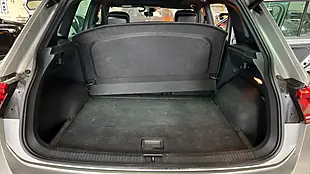 Used 2018 Volkswagen Tiguan R-Line Silver - Interior and Exterior details 20