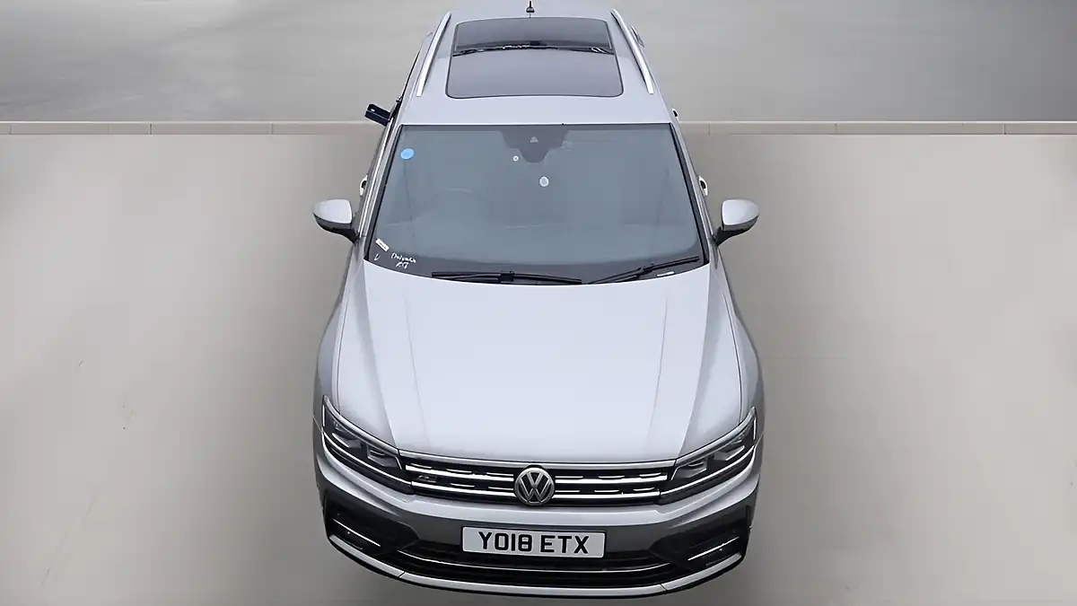 Used 2018 Volkswagen Tiguan R-Line Silver - Interior and Exterior details 3