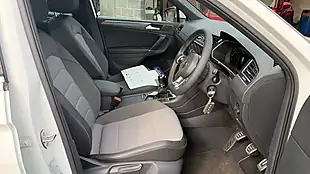 Used 2018 Volkswagen Tiguan R-Line White - Interior and Exterior details 13