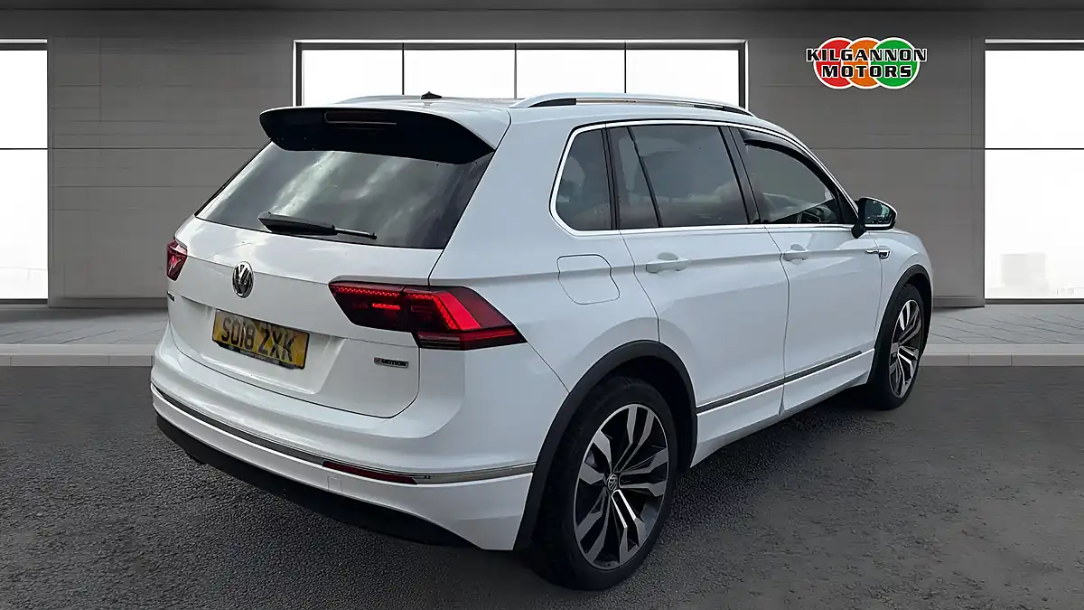 Used 2018 Volkswagen Tiguan R-Line White - Interior and Exterior details 18