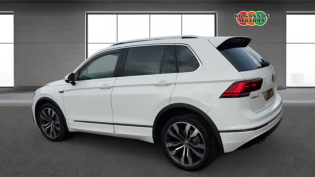 Used 2018 Volkswagen Tiguan R-Line White - Interior and Exterior details 2