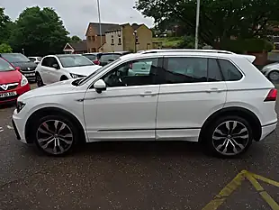 Used 2018 Volkswagen Tiguan R-Line White - Interior and Exterior details 4