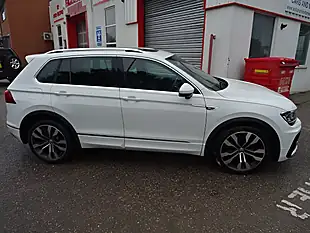Used 2018 Volkswagen Tiguan R-Line White - Interior and Exterior details 6