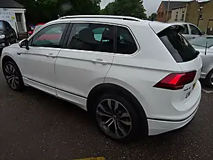 Used 2018 Volkswagen Tiguan R-Line White - Interior and Exterior details 9