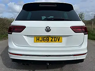 Used 2018 Volkswagen Tiguan R-Line White - Interior and Exterior details 10