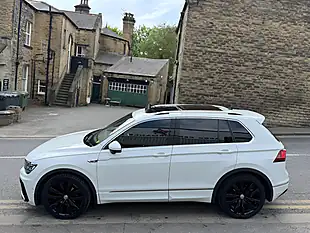 Used 2018 Volkswagen Tiguan R-Line White - Interior and Exterior details 12