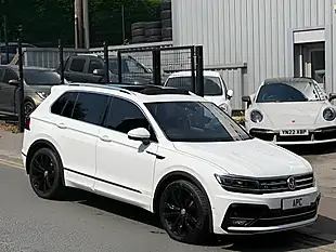 Used 2018 Volkswagen Tiguan R-Line White - Interior and Exterior details 13