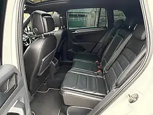 Used 2018 Volkswagen Tiguan R-Line White - Interior and Exterior details 20