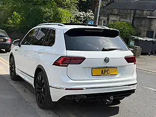 Used 2018 Volkswagen Tiguan R-Line White - Interior and Exterior details 4