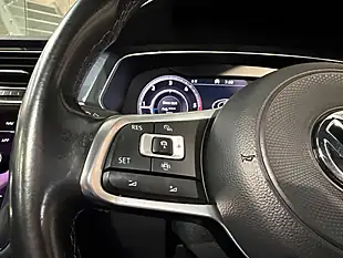 Used 2018 Volkswagen Tiguan R-Line White - Interior and Exterior details 15
