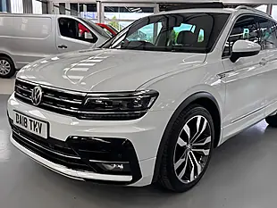 Used 2018 Volkswagen Tiguan R-Line White - Interior and Exterior details 9