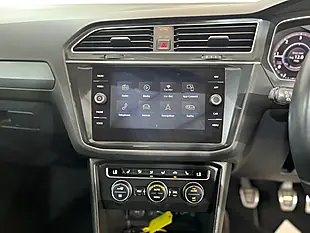 Used 2018 Volkswagen Tiguan R-Line White - Interior and Exterior details 17