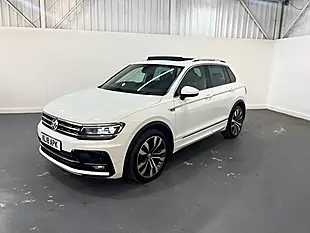 Used 2018 Volkswagen Tiguan R-Line White - Interior and Exterior details 3