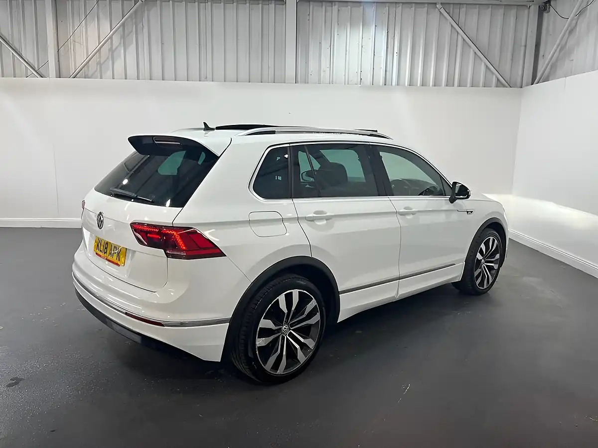Used 2018 Volkswagen Tiguan R-Line White - Interior and Exterior details 4