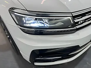 Used 2018 Volkswagen Tiguan R-Line White - Interior and Exterior details 9
