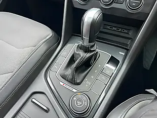 Used 2018 Volkswagen Tiguan R-Line White - Interior and Exterior details 14