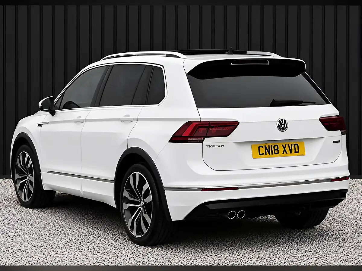 Used 2018 Volkswagen Tiguan R-Line White - Interior and Exterior details 2