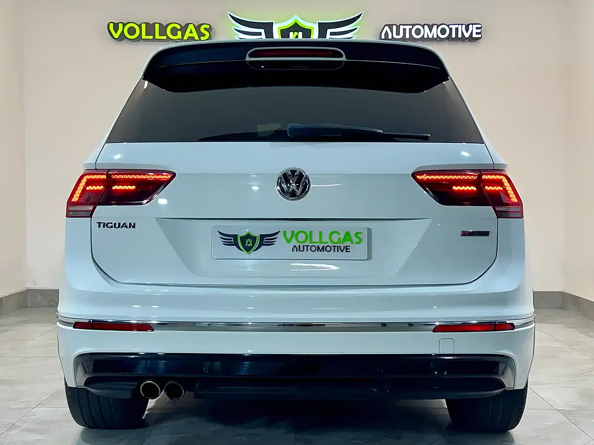 Used 2018 Volkswagen Tiguan R-Line White - Interior and Exterior details 10
