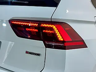 Used 2018 Volkswagen Tiguan R-Line White - Interior and Exterior details 19