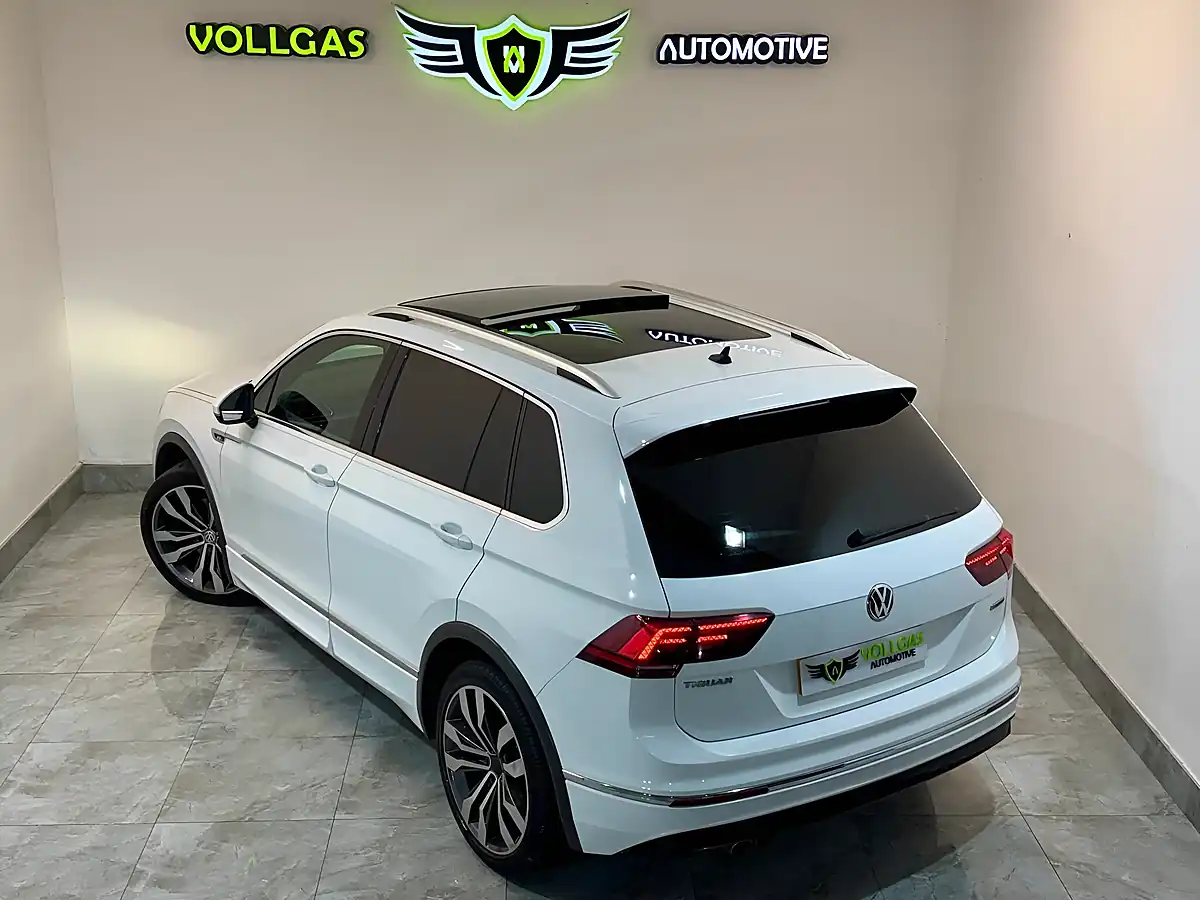 Used 2018 Volkswagen Tiguan R-Line White - Interior and Exterior details 4