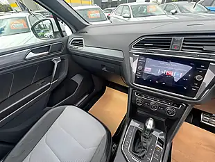 Used 2018 Volkswagen Tiguan R-Line White - Interior and Exterior details 13