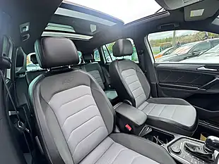 Used 2018 Volkswagen Tiguan R-Line White - Interior and Exterior details 17