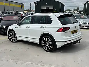 Used 2018 Volkswagen Tiguan R-Line White - Interior and Exterior details 7