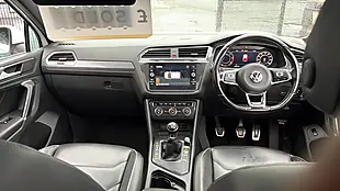 Used 2018 Volkswagen Tiguan R-Line White - Interior and Exterior details 14
