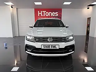 Used 2018 Volkswagen Tiguan R-Line White - Interior and Exterior details 19
