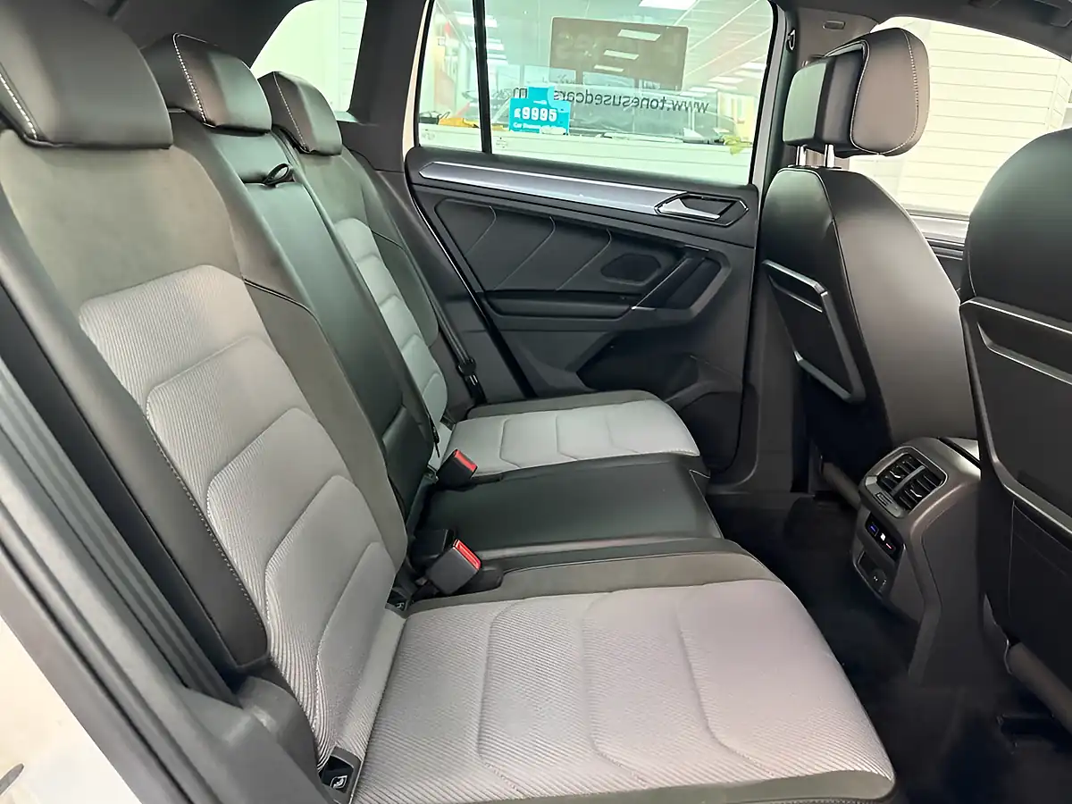 Used 2018 Volkswagen Tiguan R-Line White - Interior and Exterior details 5