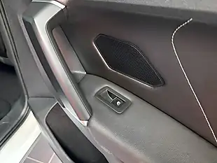 Used 2018 Volkswagen Tiguan R-Line White - Interior and Exterior details 6