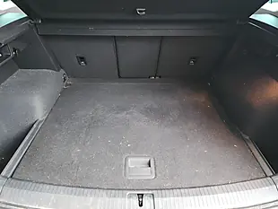 Used 2018 Volkswagen Tiguan Se Black - Interior and Exterior details 19