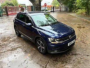 Used 2018 Volkswagen Tiguan Se Blue - Interior and Exterior details 20