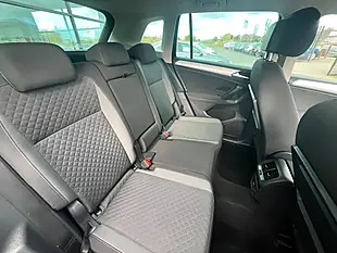 Used 2018 Volkswagen Tiguan Se Deep Black Pearl - Interior and Exterior details 12