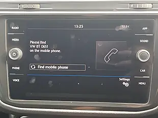 Used 2018 Volkswagen Tiguan Se Deep Black Pearl - Interior and Exterior details 17