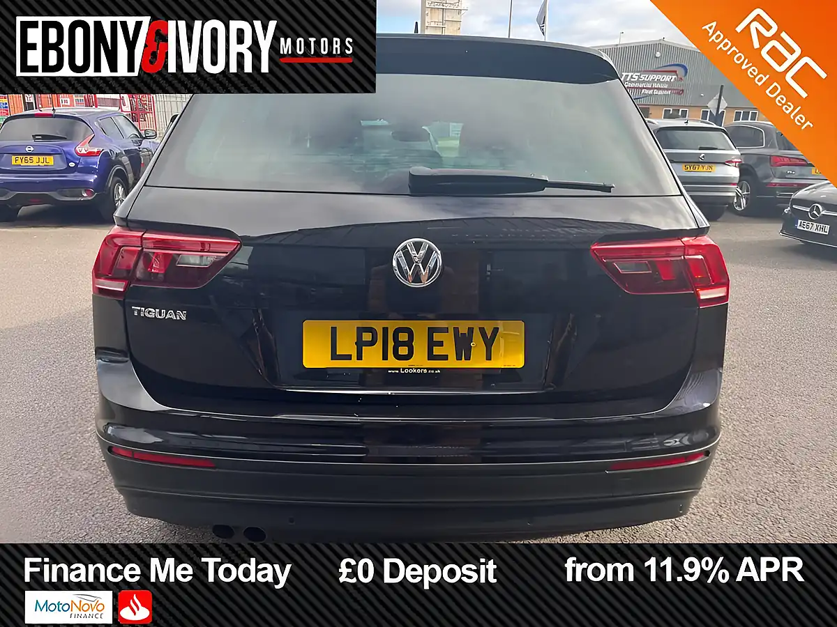 Used 2018 Volkswagen Tiguan Se Deep Black Pearl - Interior and Exterior details 5