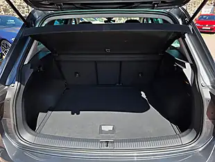 Used 2018 Volkswagen Tiguan Se Indium Grey Metallic - Interior and Exterior details 13