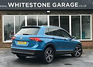 Used 2018 Volkswagen Tiguan Se Nav Caribbean Blue - Interior and Exterior details 7