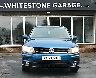 Used 2018 Volkswagen Tiguan Se Nav Caribbean Blue - Interior and Exterior details 9