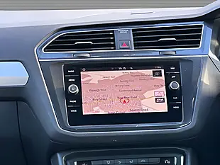 Used 2018 Volkswagen Tiguan Se Navigation Atlantic Blue - Interior and Exterior details 15