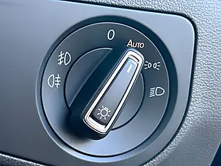 Used 2018 Volkswagen Tiguan Se Navigation Atlantic Blue - Interior and Exterior details 16