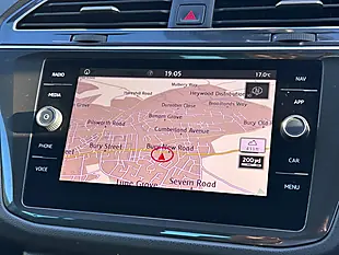 Used 2018 Volkswagen Tiguan Se Navigation Atlantic Blue - Interior and Exterior details 7