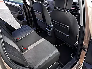 Used 2018 Volkswagen Tiguan Se Navigation Beige - Interior and Exterior details 16