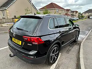 Used 2018 Volkswagen Tiguan Se Navigation Black - Interior and Exterior details 5