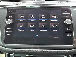Used 2018 Volkswagen Tiguan Se Navigation Black - Interior and Exterior details 17