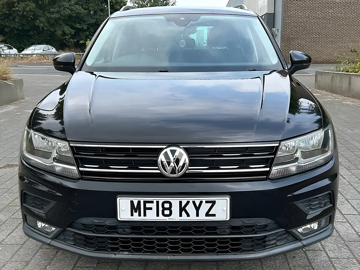 Used 2018 Volkswagen Tiguan Se Navigation Black - Interior and Exterior details 7